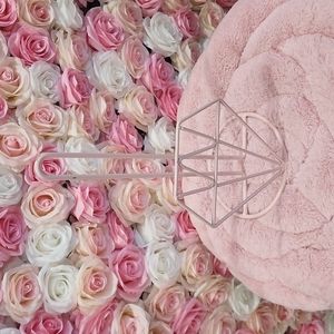 Pink diamond paper towel holder